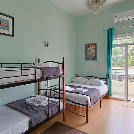 The Blackbird's Nest