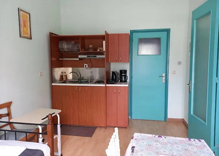 The Blackbird's Nest Chania (Crete)